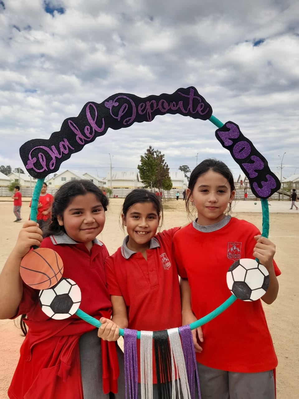 Alumnos celebraron con deporte