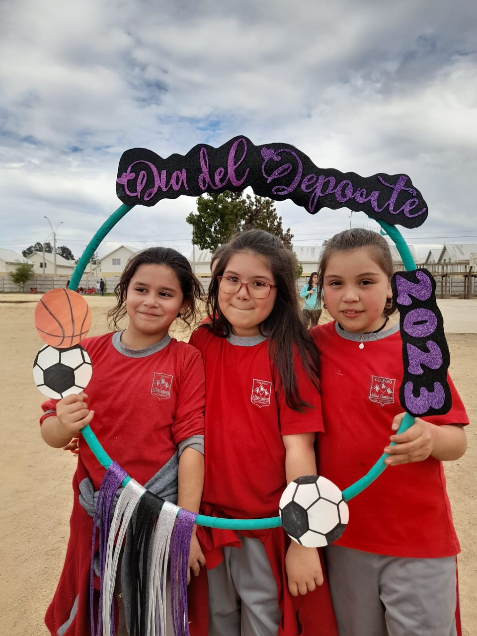 Alumnos celebraron con deporte